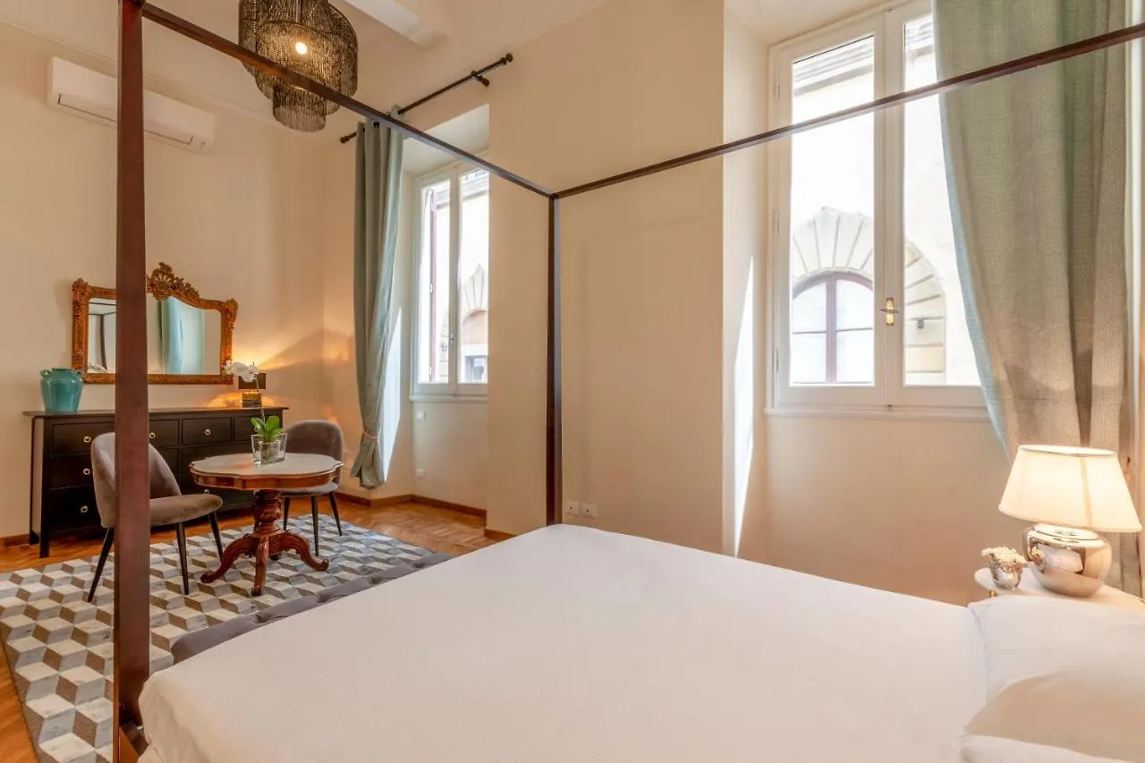 Santa Croce Cozy Apartment Florence 0*,  Italy
