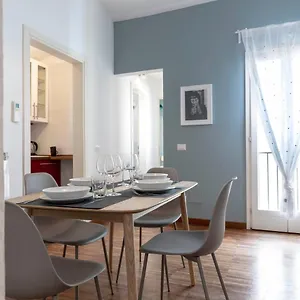 Apartment Charme In Santa Maria Novella, Florence